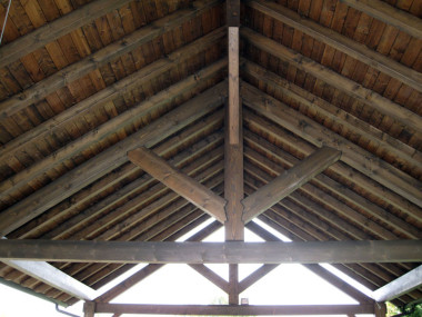 tettoia con capriate C31003.jpg